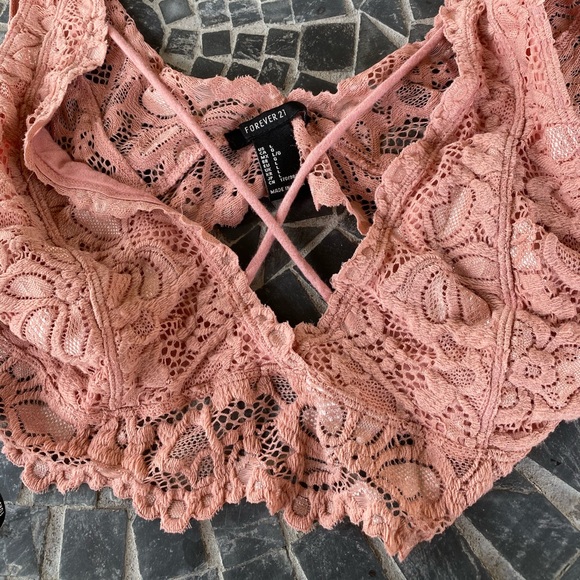 💎✨ Pink Lace Bralette Forever 21 - Picture 4 of 4